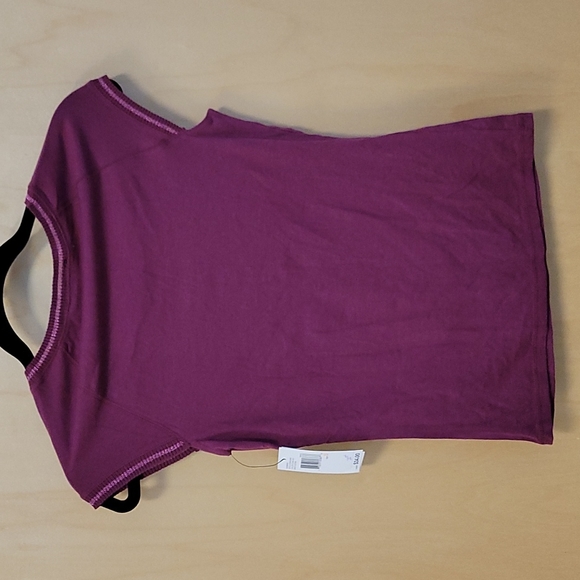 Top - Picture 2 of 3